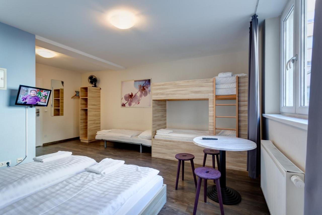 Hotel Meininger Hauptbahnhof Vienne